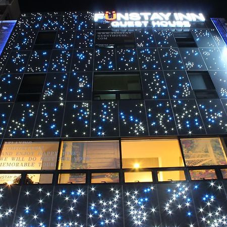 Funstay Inn Guesthouse Busan Bagian luar foto