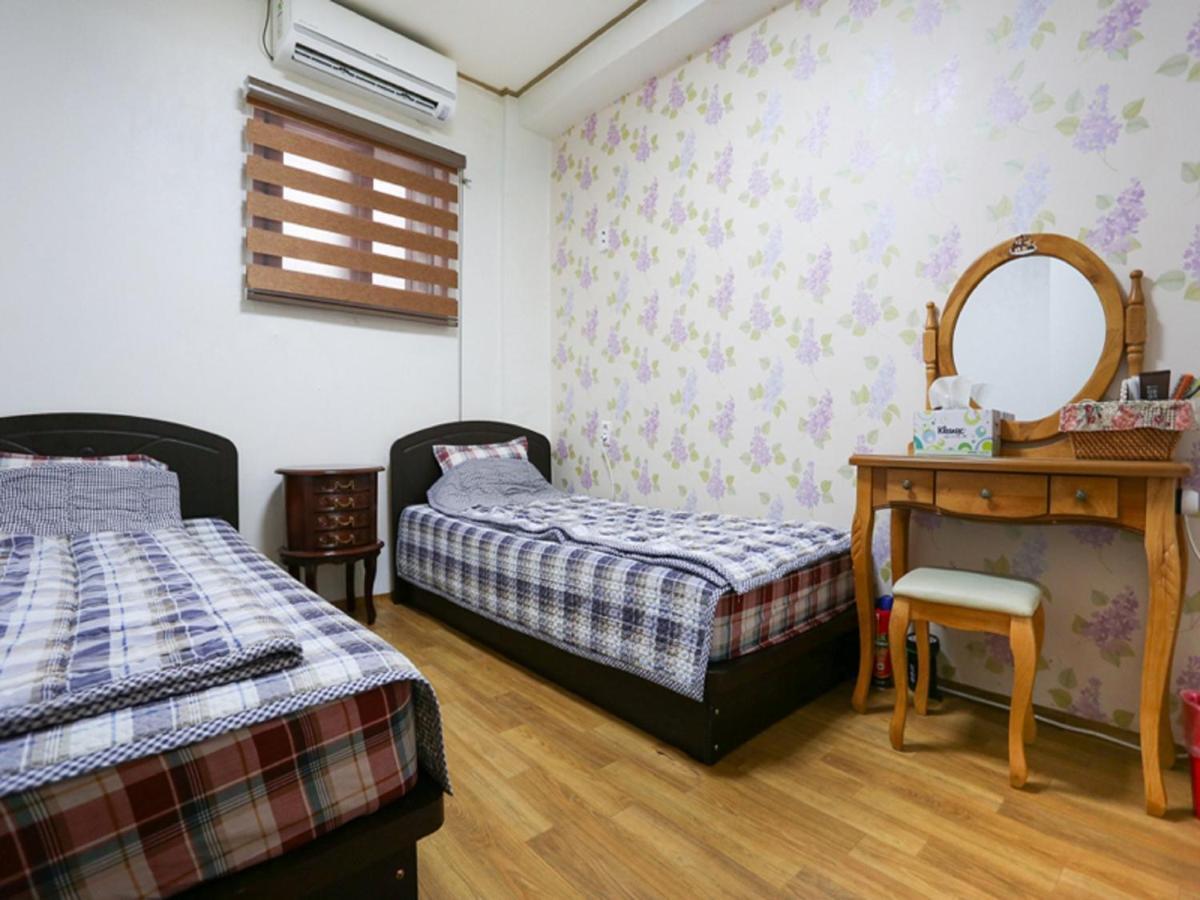 Funstay Inn Guesthouse Busan Ruang foto